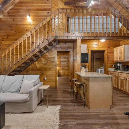 Dudley I By Avantstay Cosy Cabin W Hot Tub Incredible Views Pigeon Forge Exteriér fotografie