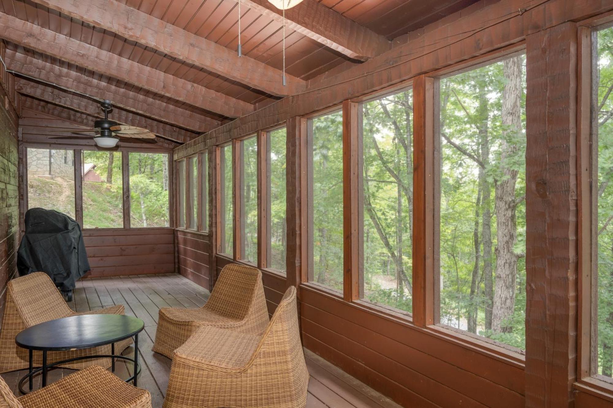Dudley I By Avantstay Cosy Cabin W Hot Tub Incredible Views Pigeon Forge Exteriér fotografie
